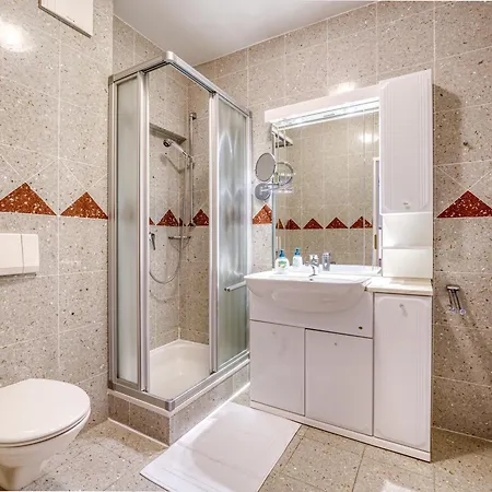 Mona Lisa - Croatia Apartment