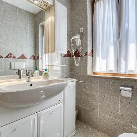 Mona Lisa - Croatia Apartment *